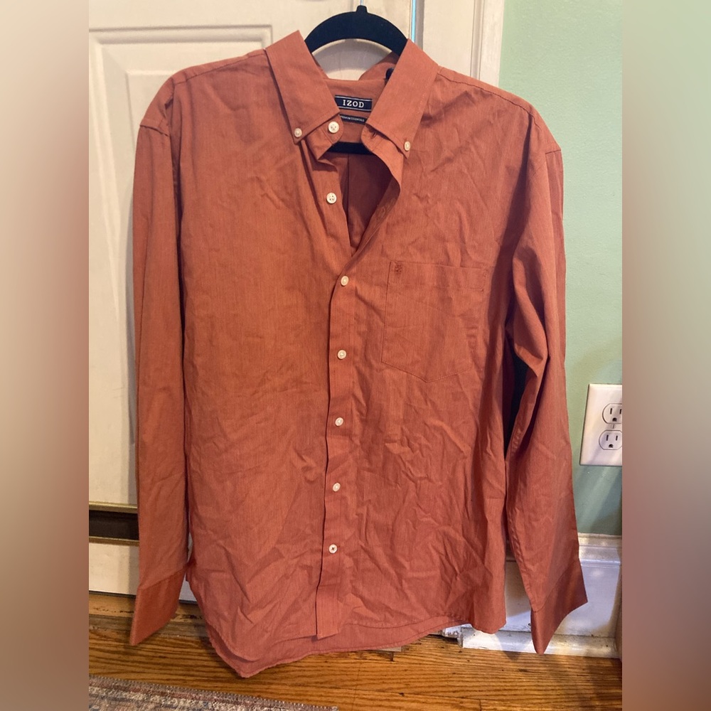 iZod Men’s button down dress shirt